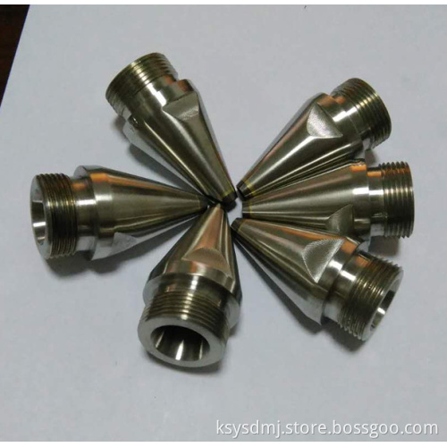 adjustable wire/cable extrusion tips and dies